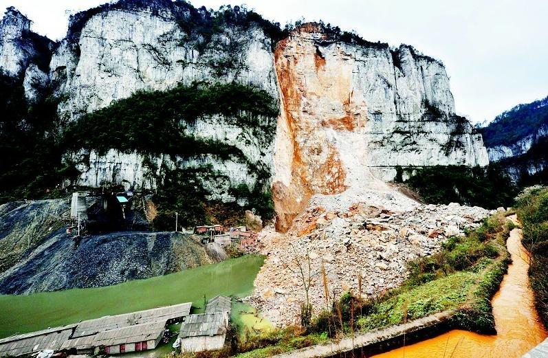 梦见山体崩塌