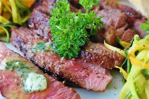 梦见大块熟猪肉