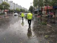 梦见吹狂风大雨